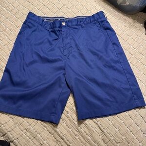 9" Links Shorts in Night Bay by Vineyard Vines